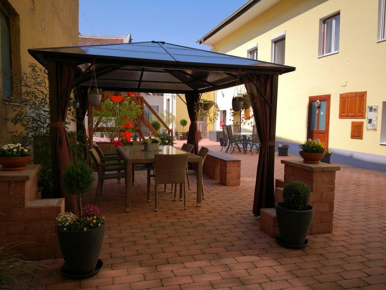 Korzo Apartman Koszeg Exterior photo